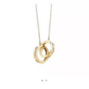 Tiffany & co interlocking circles pendant (gold)